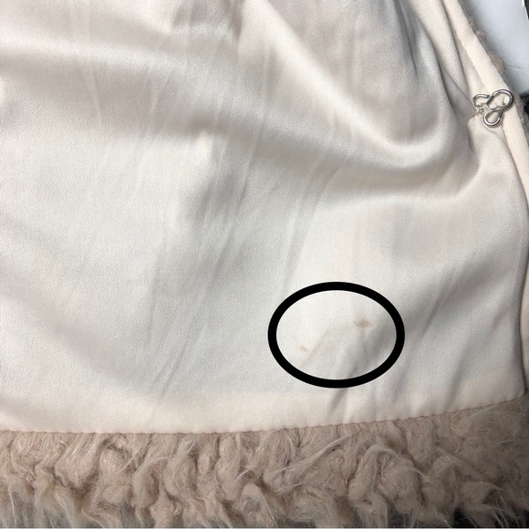 NWT Pink Lily Medium Fluffy Vest Tan Faux Fur Sleeveless Vest with Pockets - Picture 10 of 10